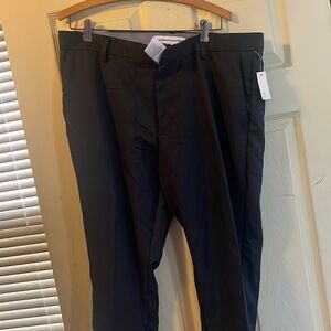 NWT Men’s slacks / dress pants. 36W X 29L Amazon essentials